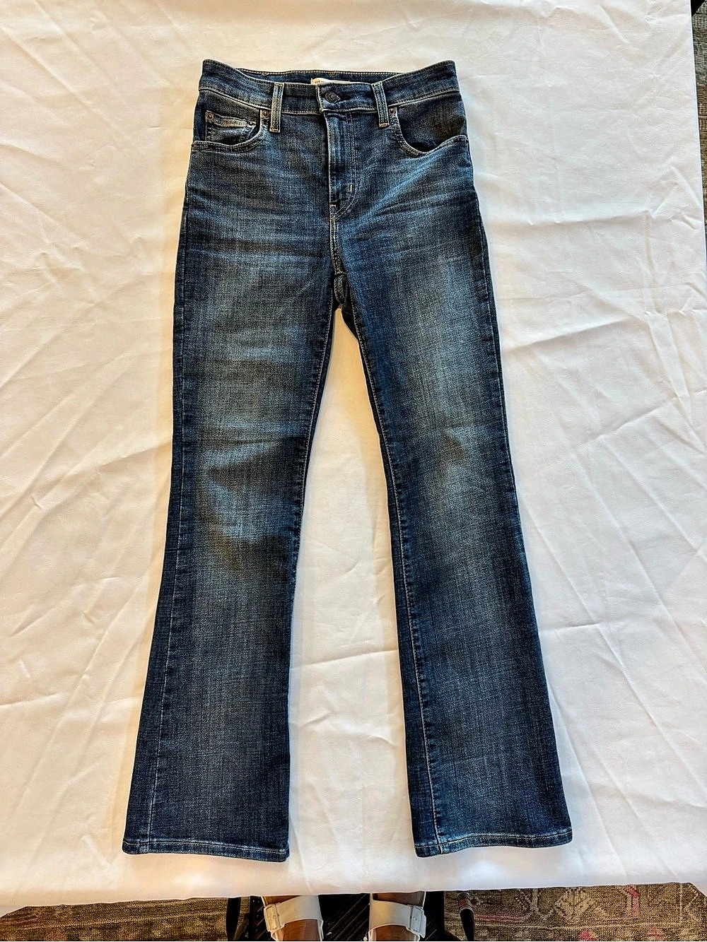 Levi's 725 High Rise Bootcut Jeans Blue Waist 26